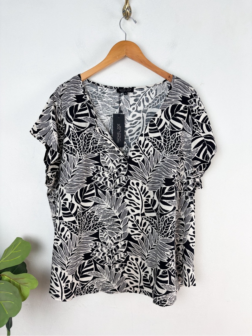 NWT Rachel Zoe Black & White Tropical Print Linen Blend Blouse Sz 2X